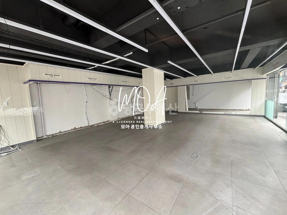 전남광주통합특별시 남구 월산동 상가 사진 1