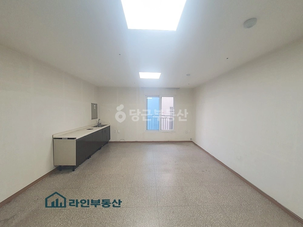 대전광역시 유성구 용계동 사무실 사진 1