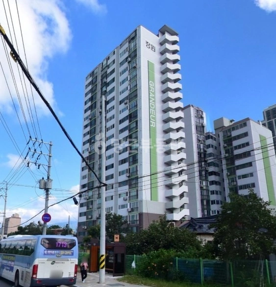 울산광역시 울주군 언양읍 아파트 사진 1