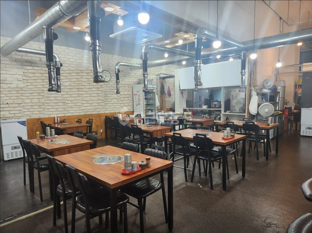 충청남도 천안시 서북구 불당동 상가 사진 1