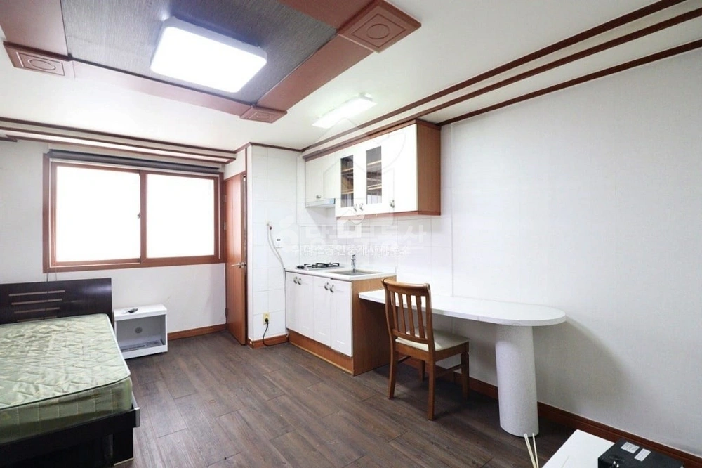 부산광역시 연제구 연산동 원룸 사진 1