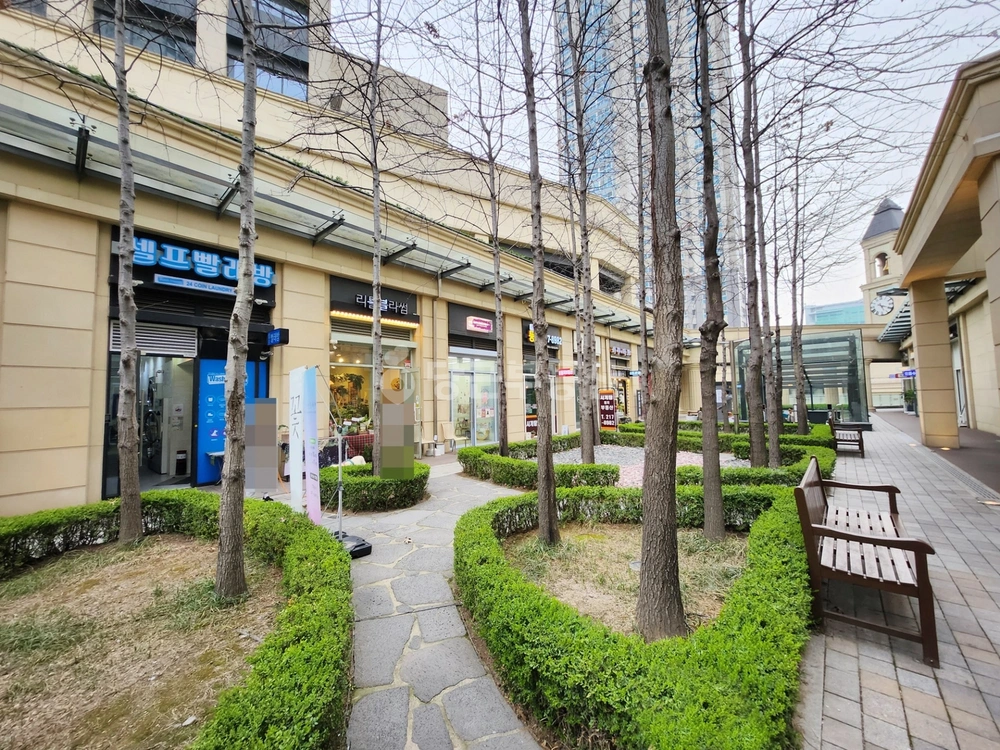 경기도 수원시 영통구 이의동 상가 사진 1