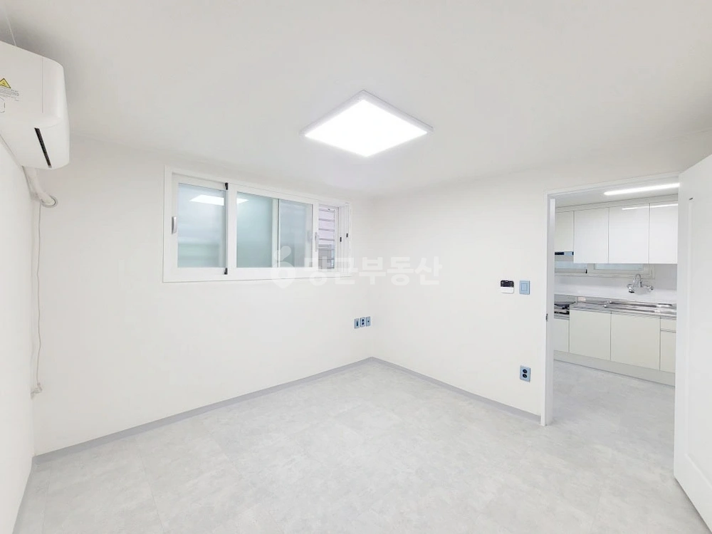 서울특별시 서초구 반포동 원룸 사진 1