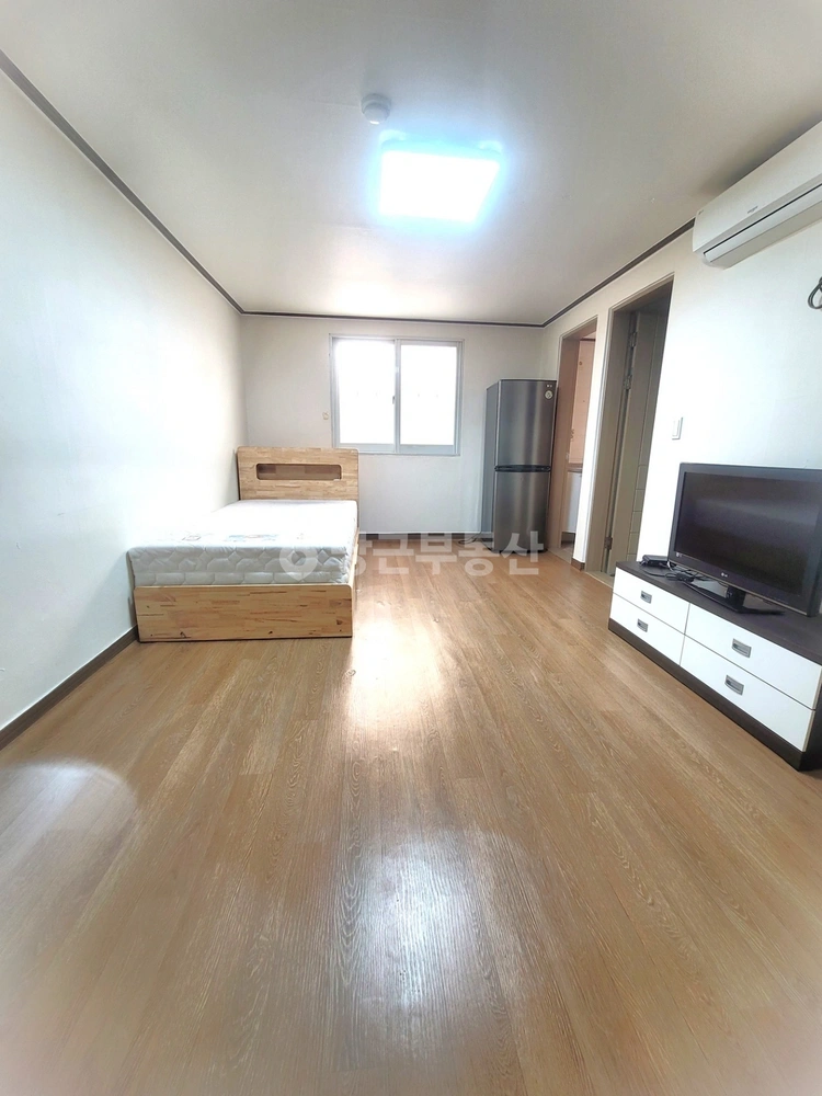 부산광역시 동래구 온천동 원룸 사진 1