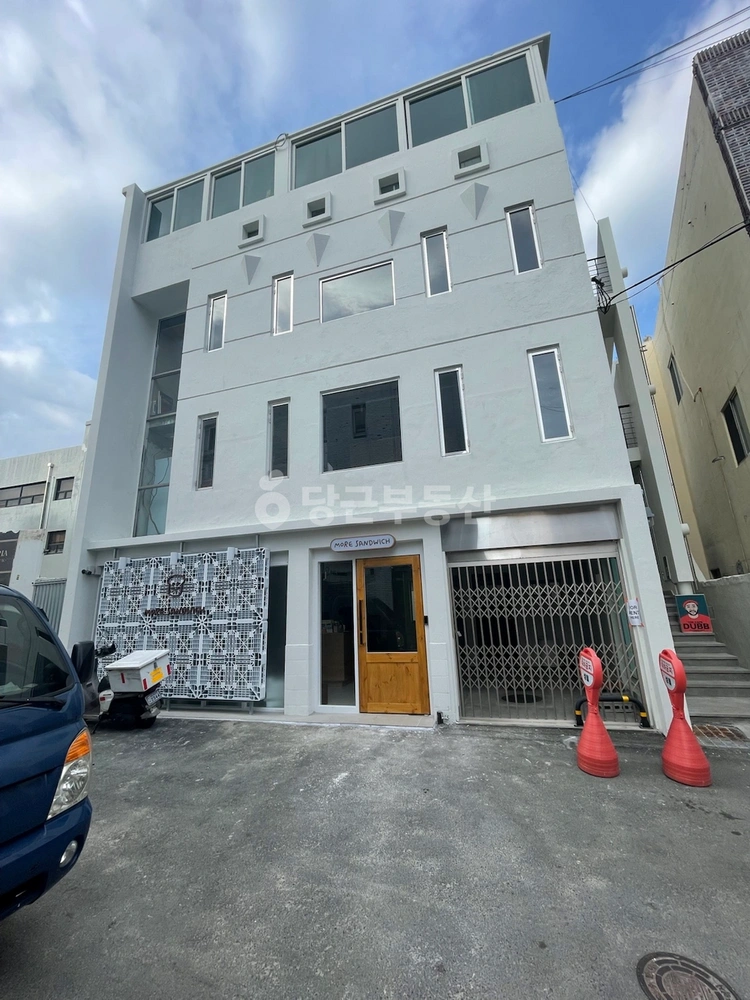부산광역시 금정구 장전동 상가 사진 1