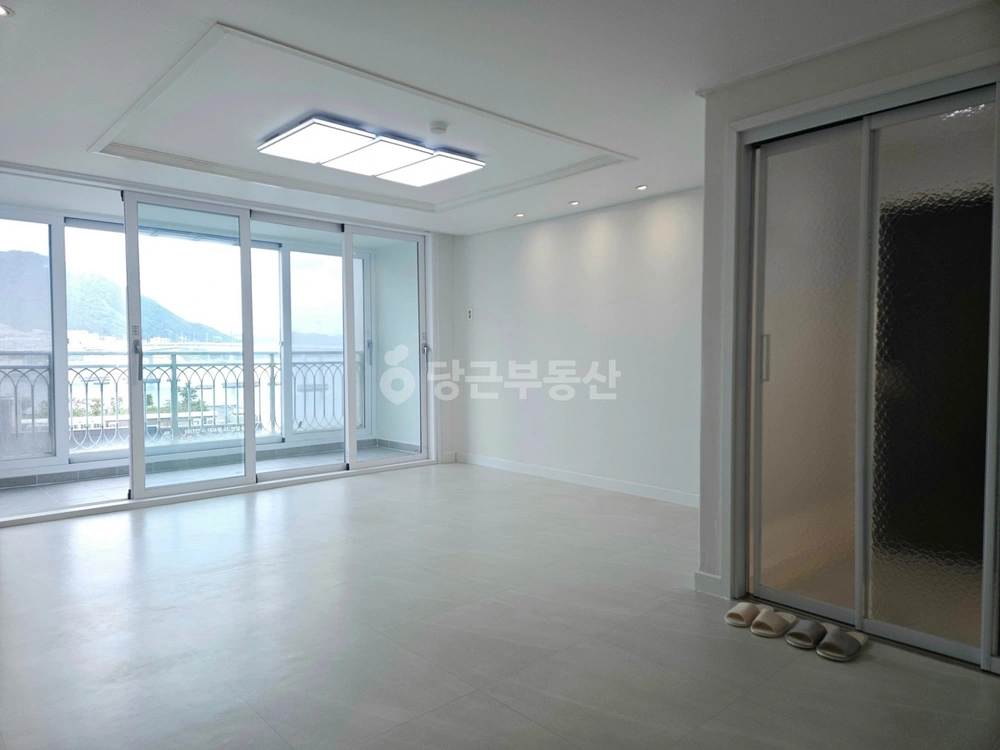 부산광역시 서구 남부민동 아파트 사진 1