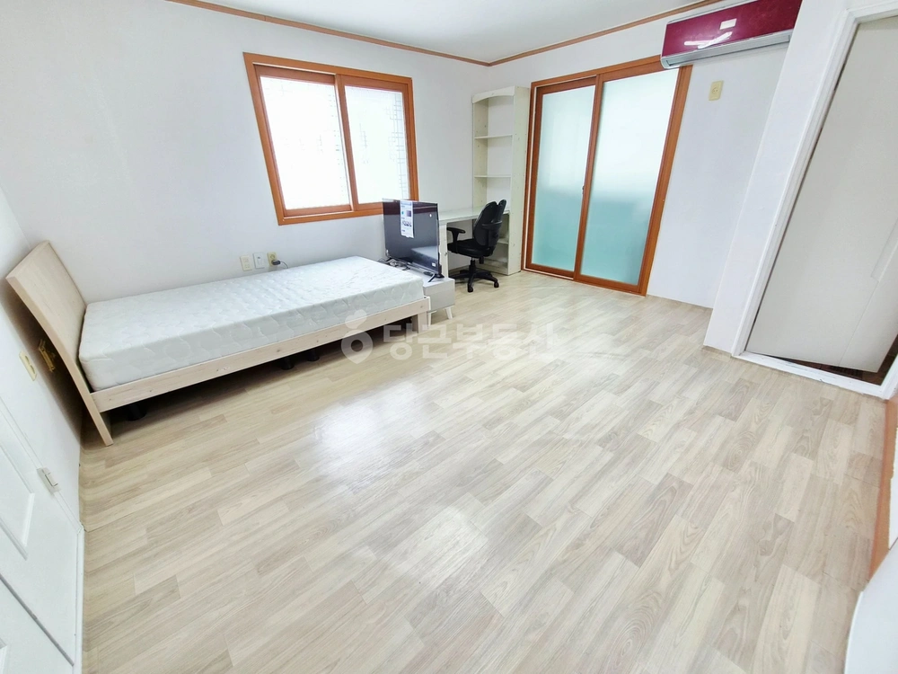 부산광역시 연제구 거제동 원룸 사진 1