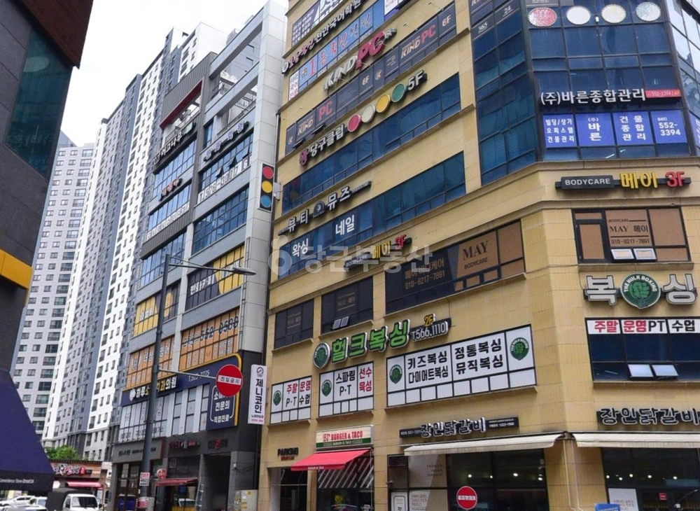충청남도 천안시 서북구 불당동 상가 사진 1