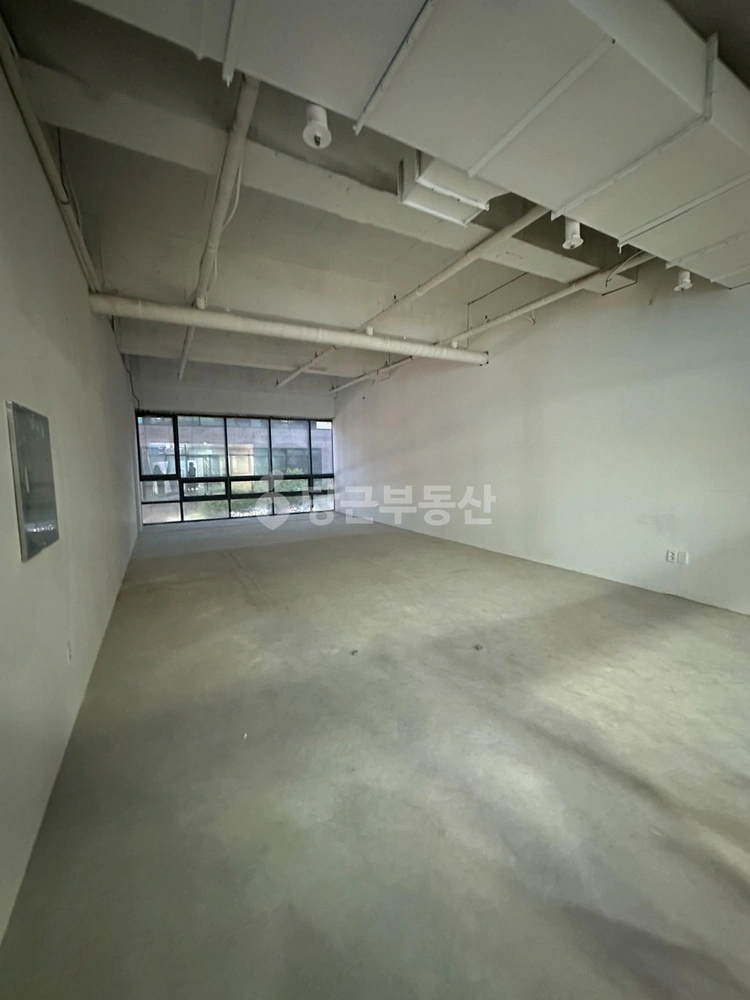 충청남도 천안시 서북구 불당동 상가 사진 1