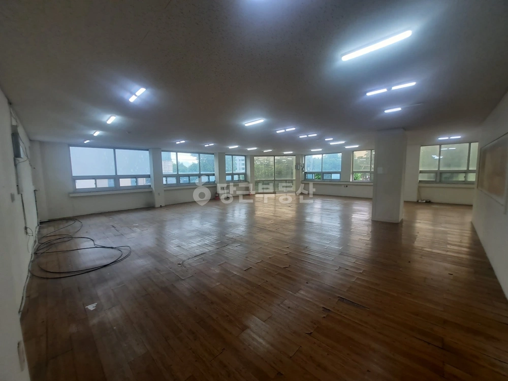 경상남도 창원시 의창구 소답동 사무실 사진 1