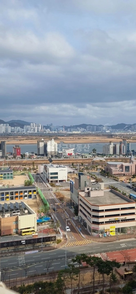 부산광역시 강서구 명지동 아파트 사진 1