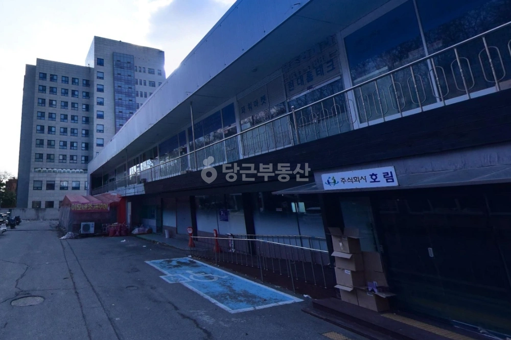 경기도 수원시 영통구 원천동 상가 사진 1