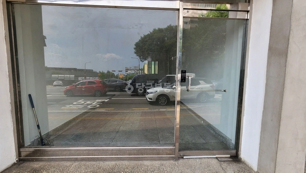경기도 수원시 장안구 연무동 상가 사진 1