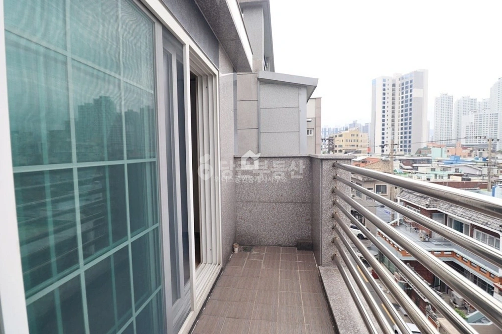 부산광역시 연제구 연산동 원룸 사진 1