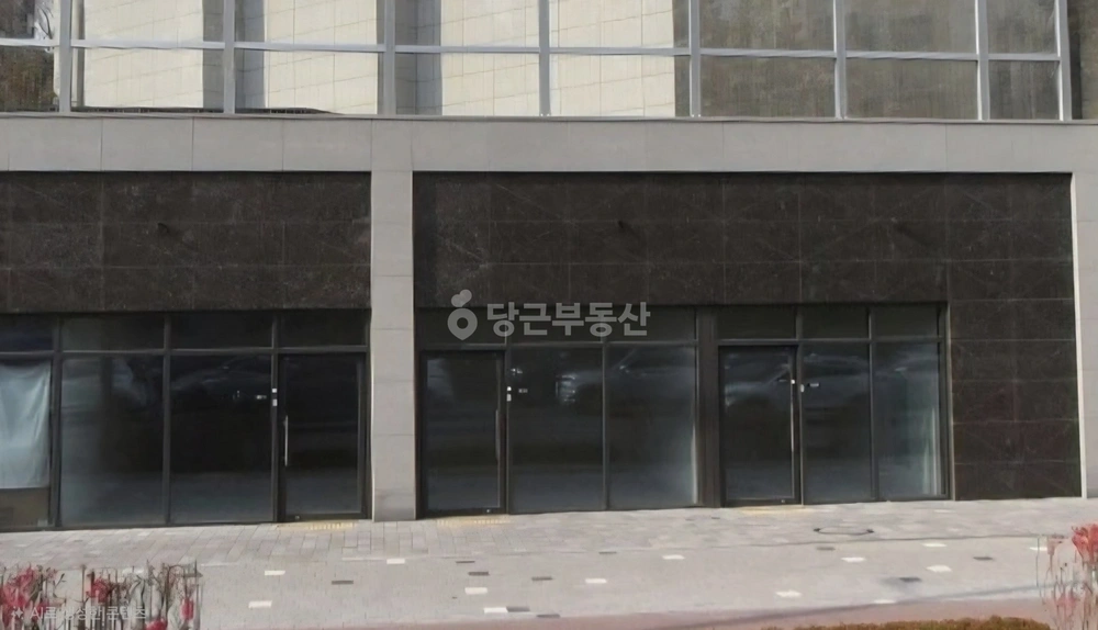 경기도 안양시 동안구 호계동 상가 사진 1