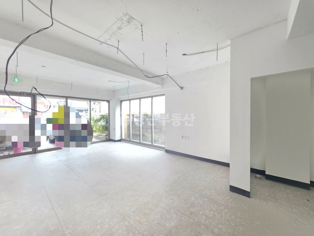대구광역시 수성구 두산동 상가 사진 1
