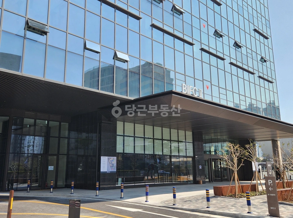 부산광역시 남구 문현동 사무실 사진 1