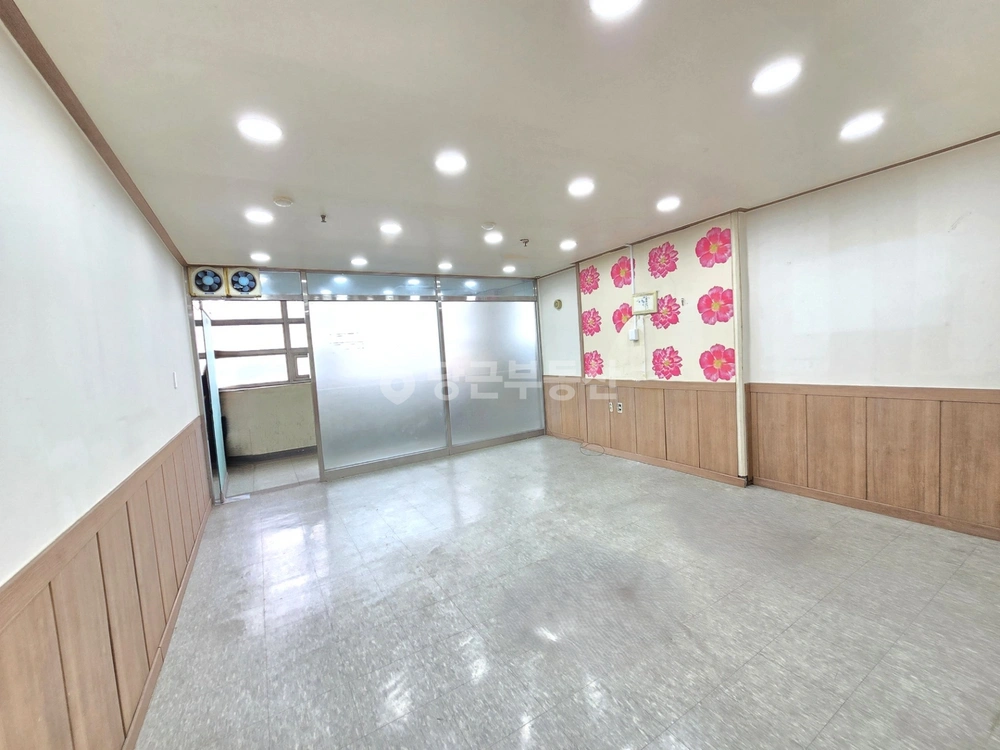 인천광역시 부평구 부평동 상가 사진 1