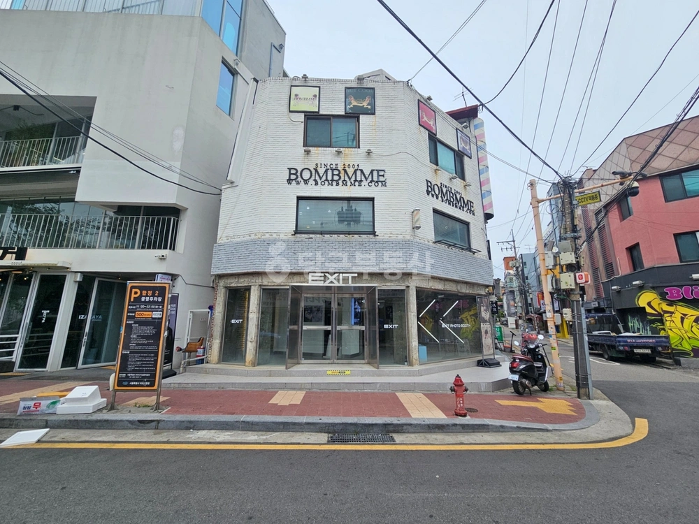 서울특별시 마포구 서교동 상가 사진 1