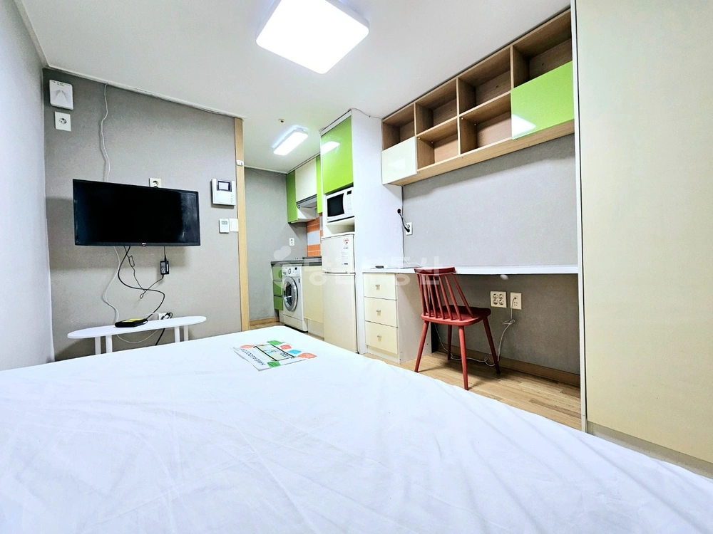 서울특별시 강남구 역삼동 원룸 사진 1