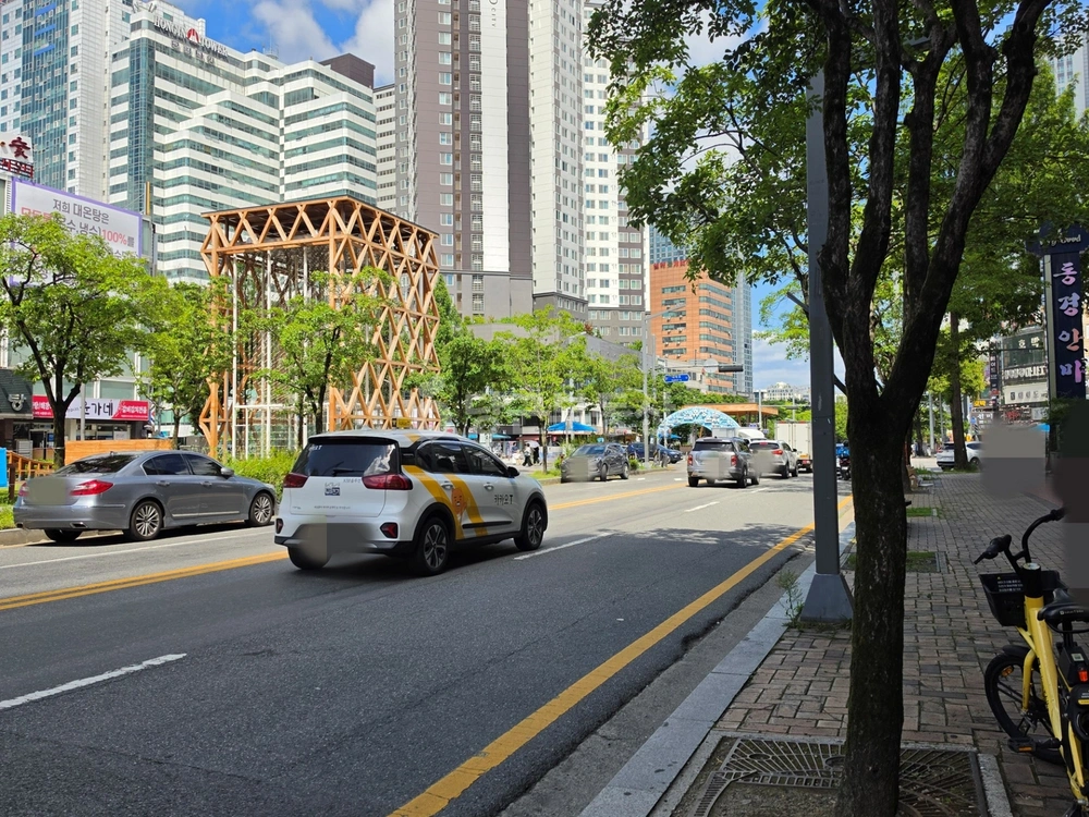 대전광역시 유성구 봉명동 상가 사진 1