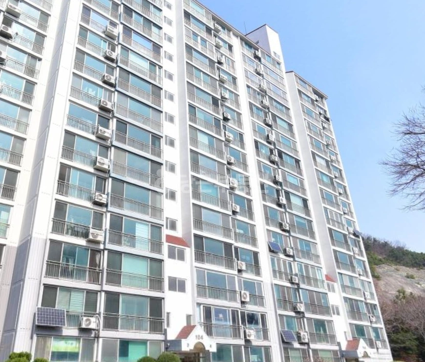 경상남도 창원시 진해구 용원동 아파트 사진 1