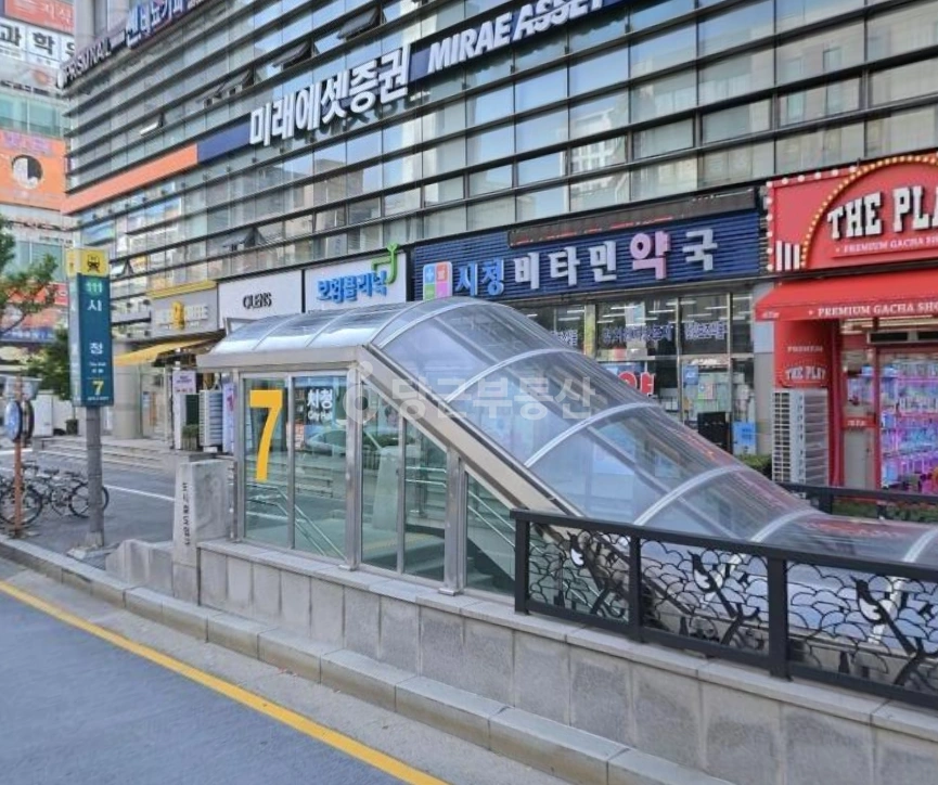 대전광역시 서구 둔산동 상가 사진 1