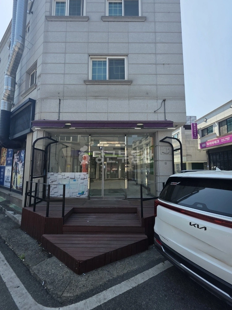 대전광역시 서구 관저동 상가 사진 1