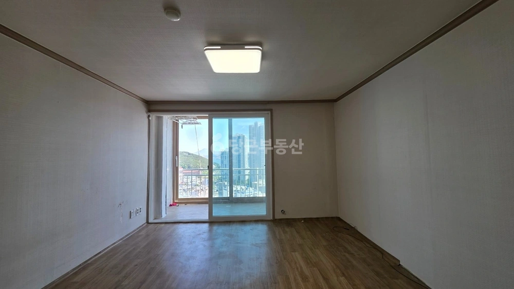 부산광역시 영도구 동삼동 아파트 사진 1