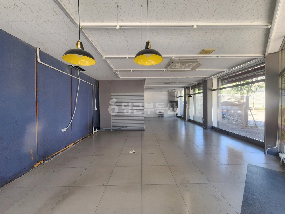 전남광주통합특별시 북구 삼각동 상가 사진 1