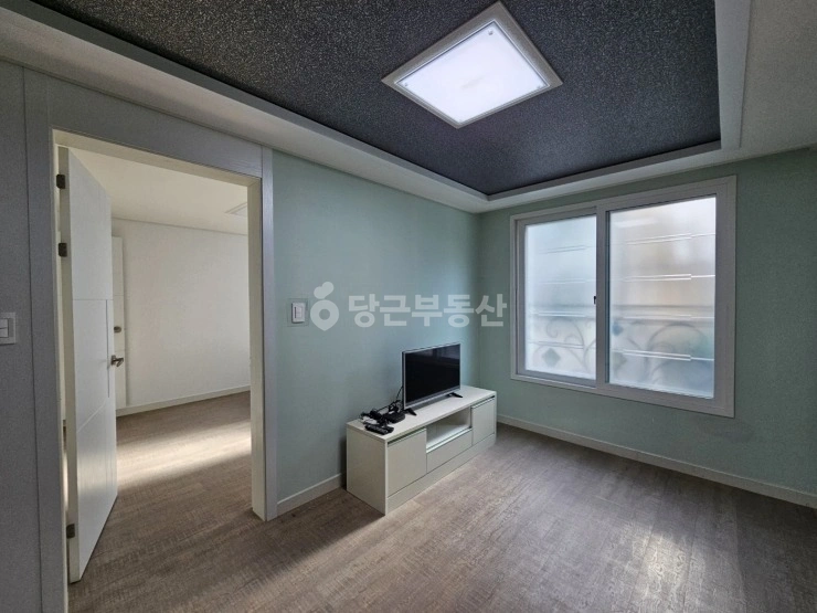 대전광역시 유성구 신성동 원룸 사진 1