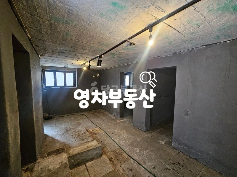 서울특별시 마포구 동교동 상가 사진 1