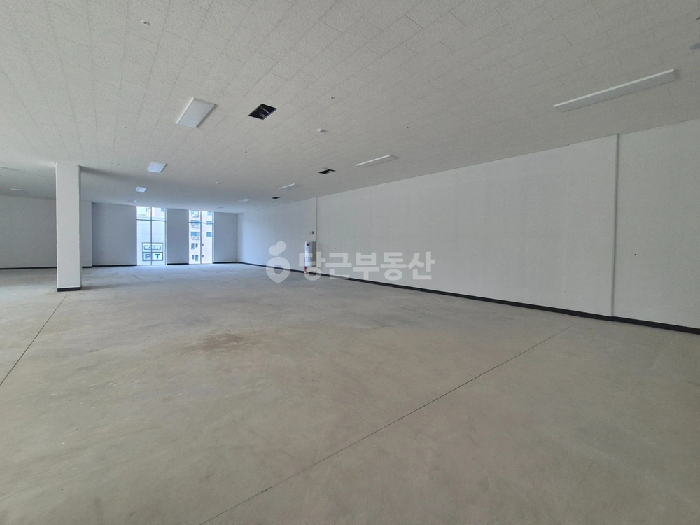 경기도 용인시 수지구 동천동 상가 사진 1