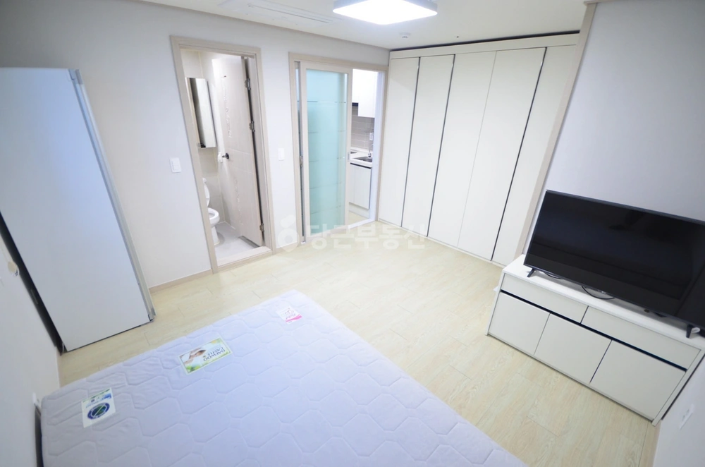 부산광역시 중구 영주동 원룸 사진 1
