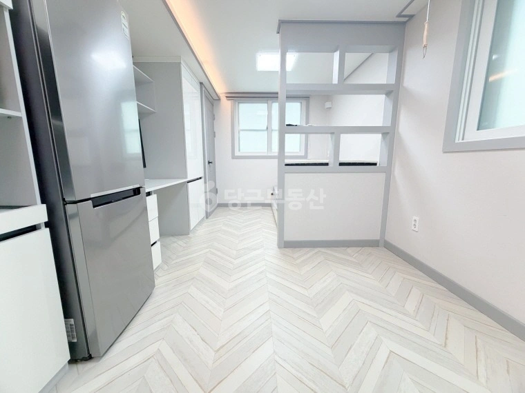 대전광역시 서구 둔산동 원룸 사진 1