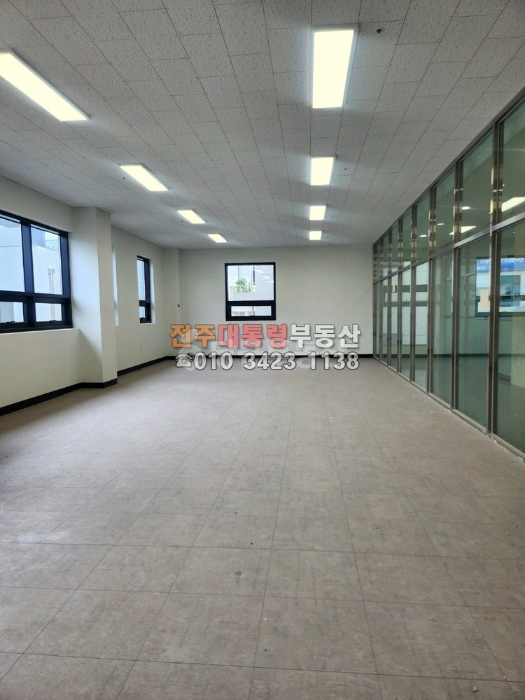 전북특별자치도 전주시 덕진구 만성동 사무실 사진 1