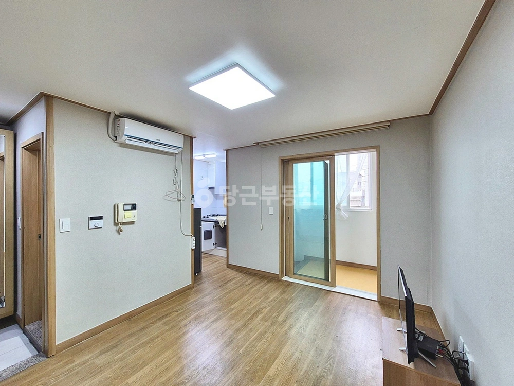 부산광역시 연제구 연산동 원룸 사진 1