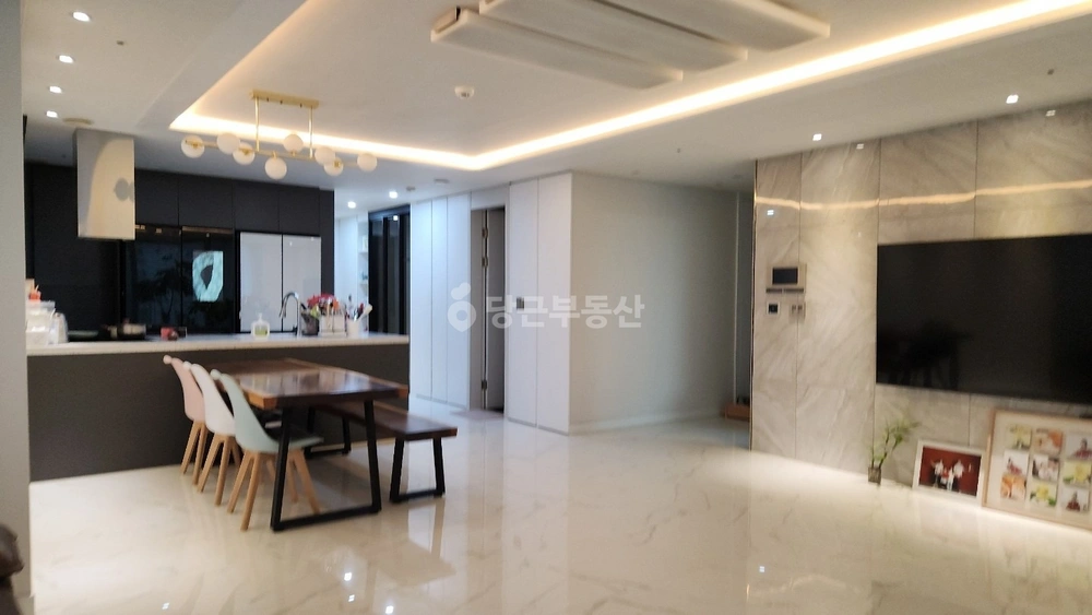 인천광역시 서해구 청라동 아파트 사진 1
