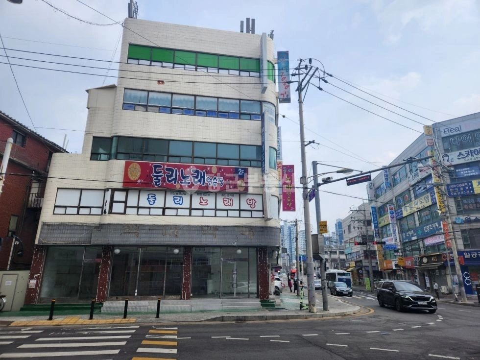 경기도 고양시 일산서구 일산동 상가 사진 1