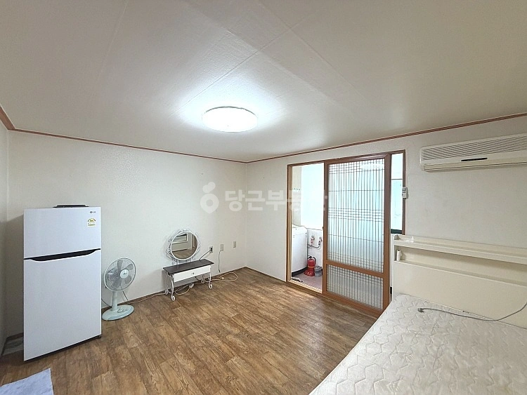 대전광역시 서구 탄방동 원룸 사진 1