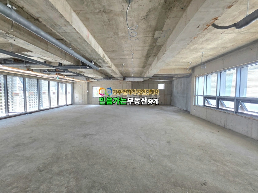 전남광주통합특별시 서구 마륵동 상가 사진 1