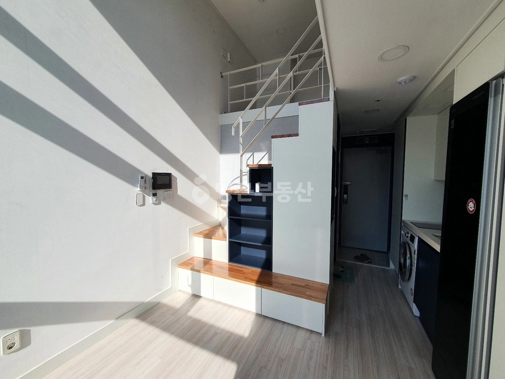 서울특별시 관악구 봉천동 오피스텔 사진 1