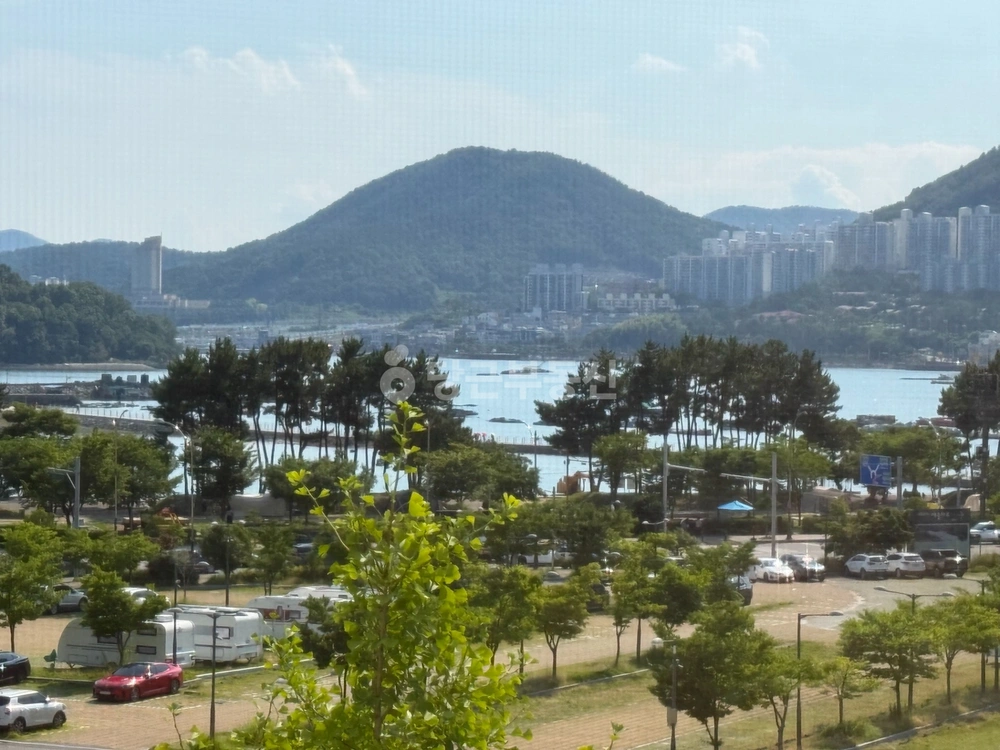 전남광주통합특별시 여수시 웅천동 아파트 사진 1