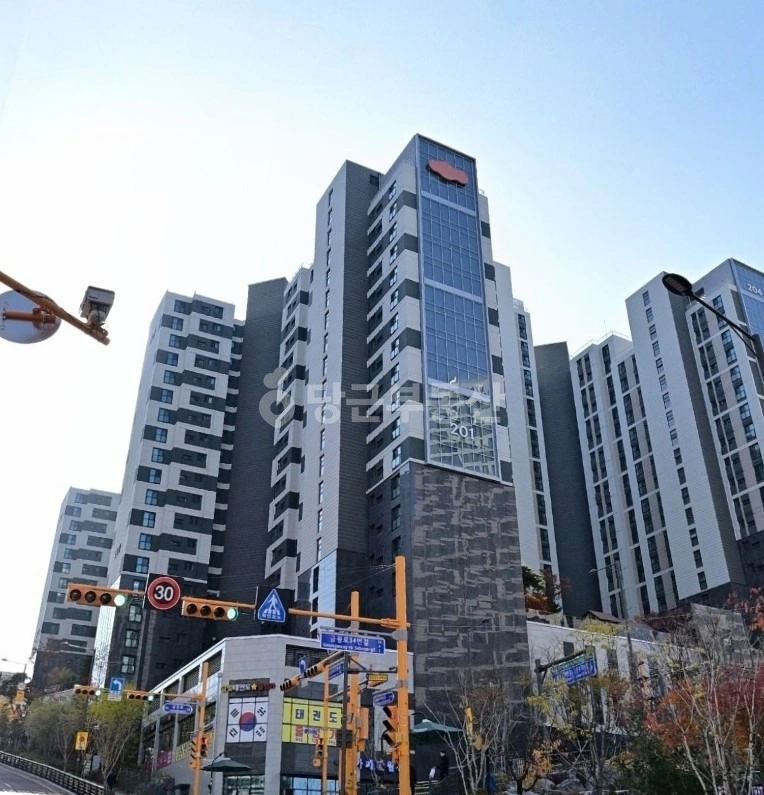 경기도 성남시 중원구 금광동 아파트 사진 1