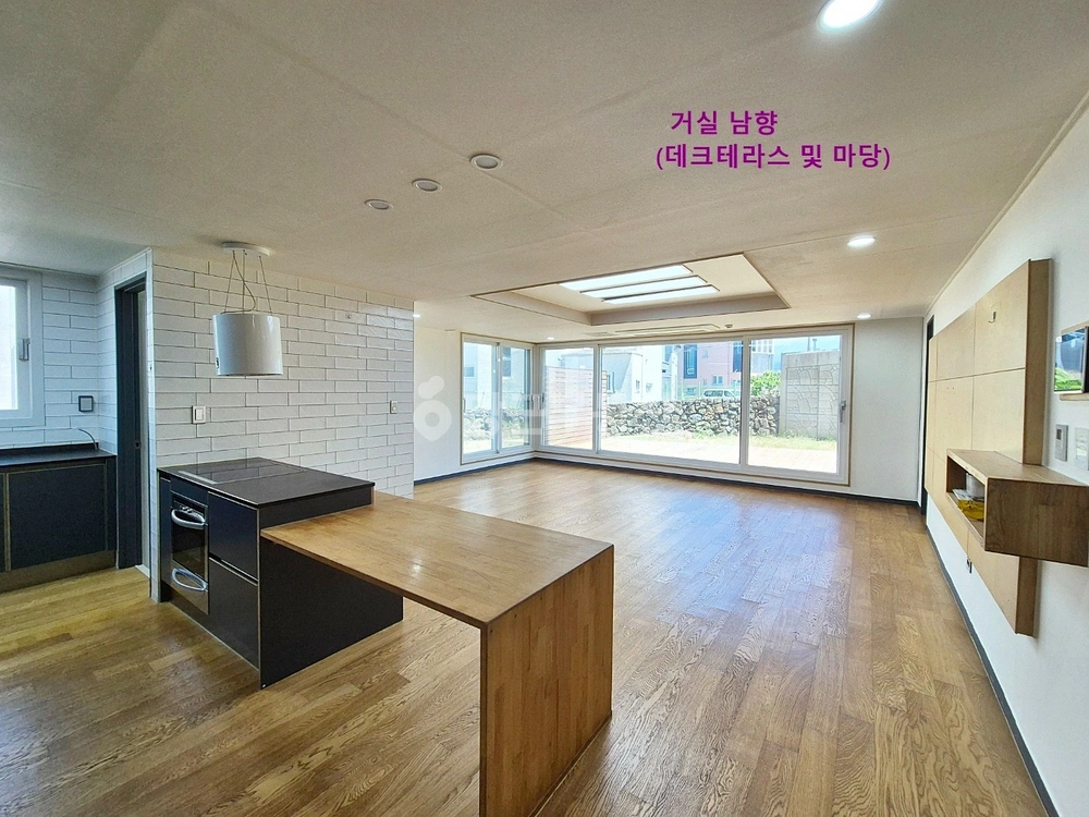제주특별자치도 제주시 애월읍 빌라(투룸 이상) 사진 1