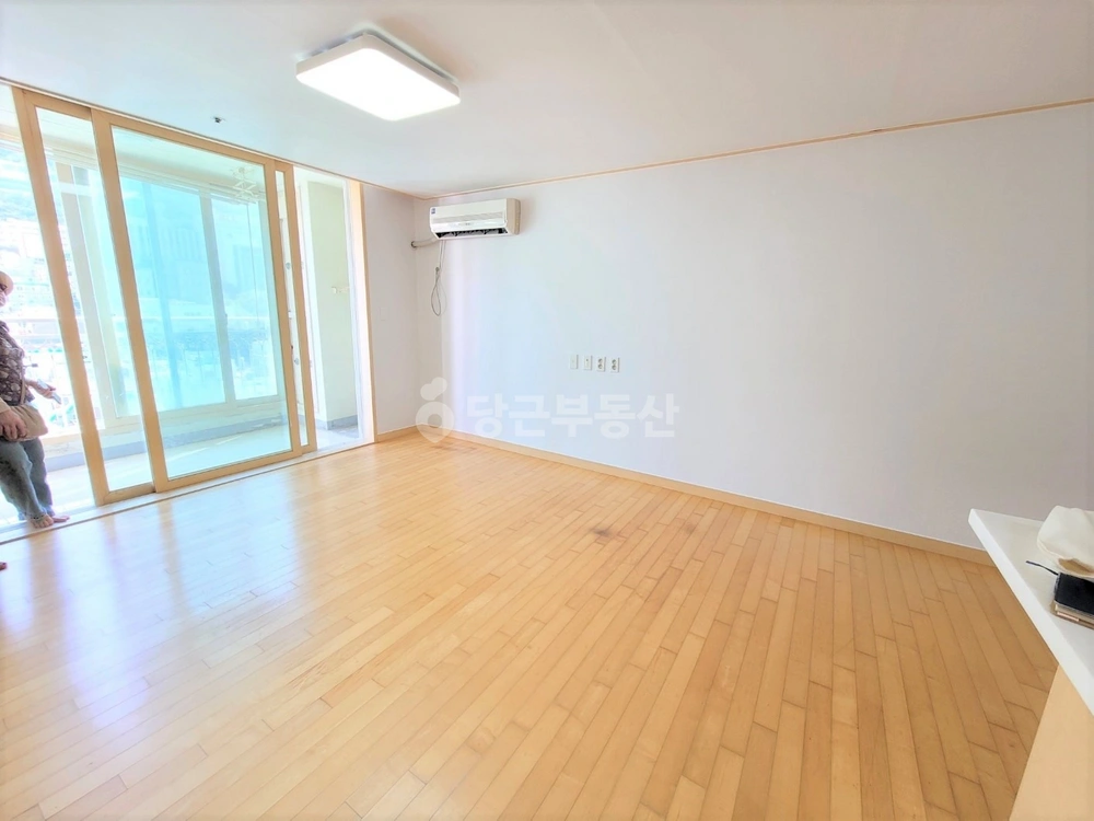 부산광역시 사상구 주례동 아파트 사진 1