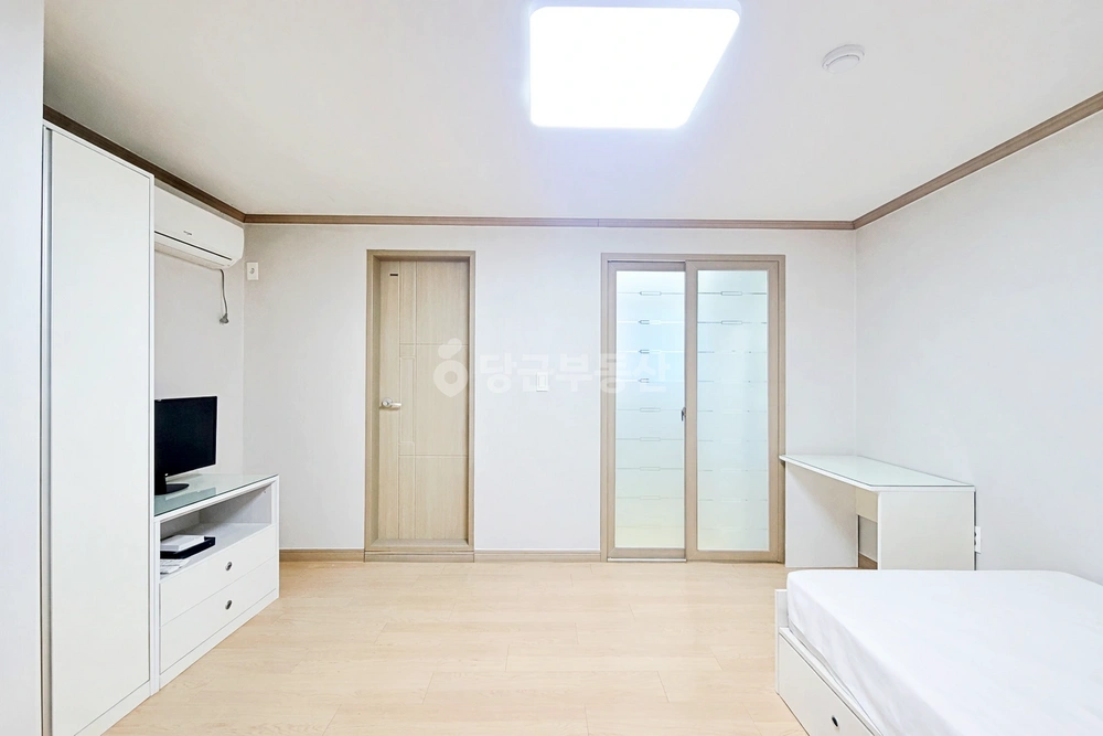 부산광역시 남구 대연동 원룸 사진 1