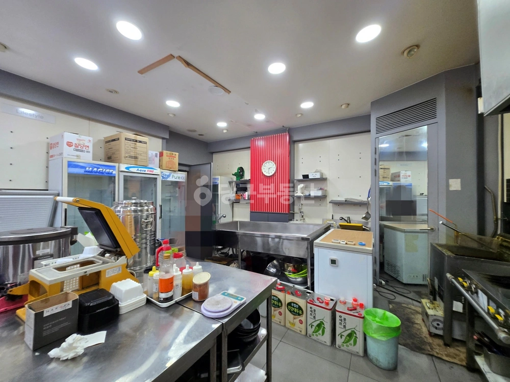 충청남도 천안시 서북구 쌍용동 상가 사진 1