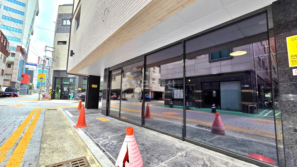 대구광역시 중구 삼덕동2가 상가 사진 1
