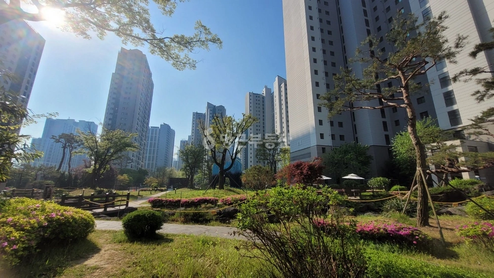 인천광역시 영종구 운남동 아파트 사진 1